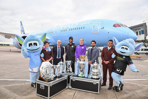 Etihad Airways Unveils Manchester City FC Livery On New Dreamliner