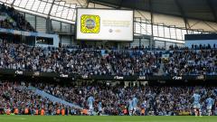 Etihad Airways Raises The Roof On  Manchester City Opening Home Match