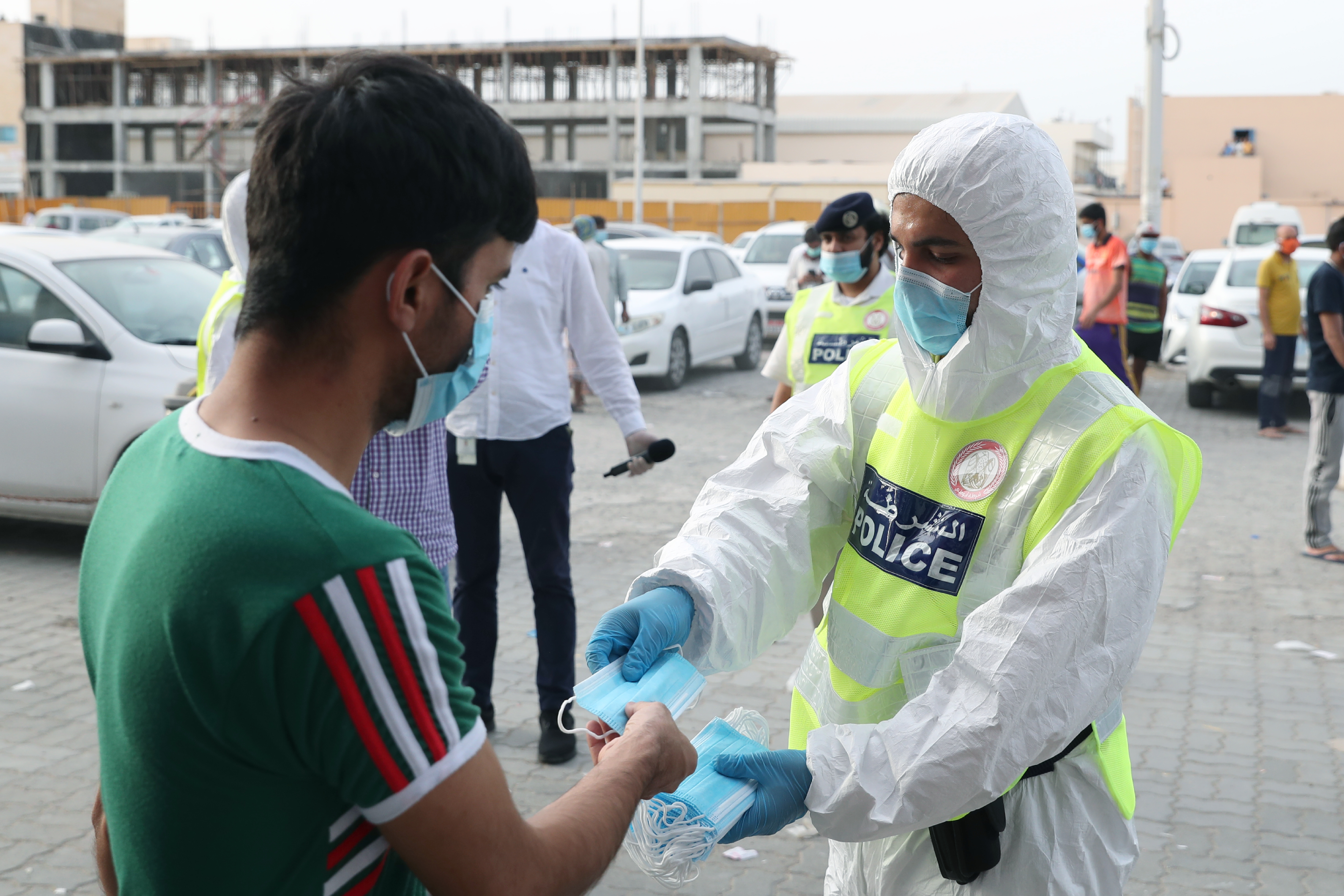 Abu Dhabi Police Distribute Facemasks, Personal Protective Supplies In Select Areas