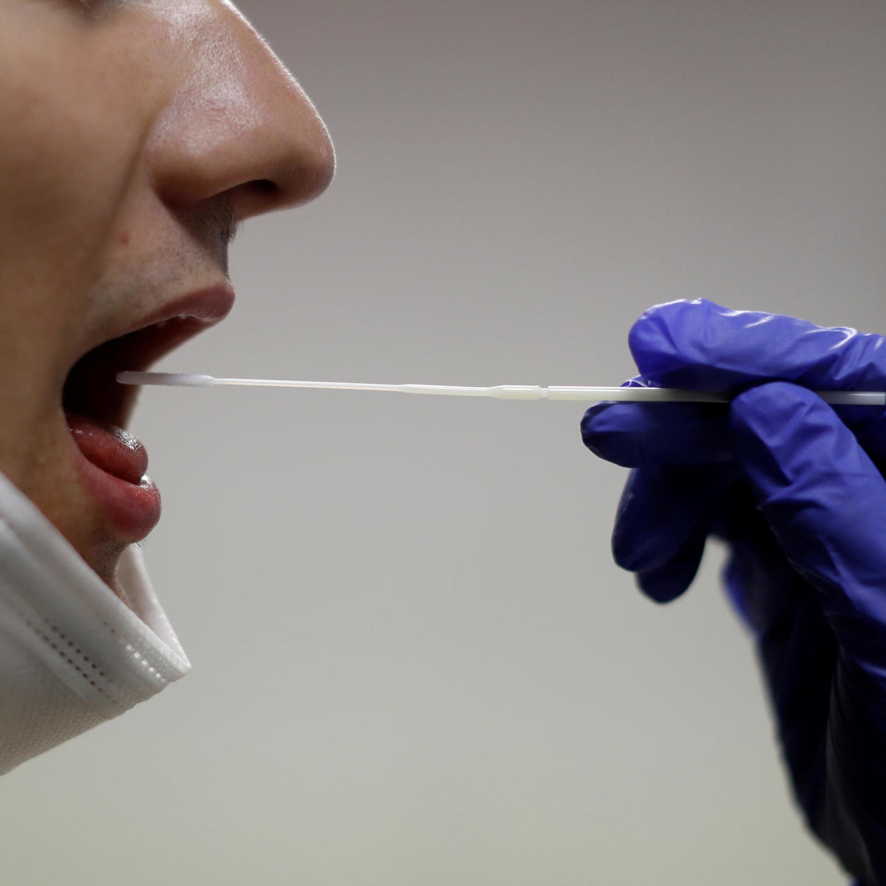 Abu Dhabi Rolls Out COVID-19 Saliva Test In More Schools Across Emirate