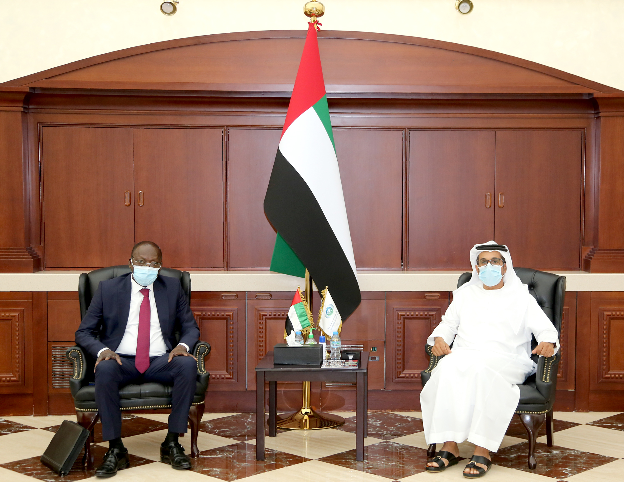 Abu Dhabi Fund Hosts Benin Minister, Discusses Cooperation Expansion