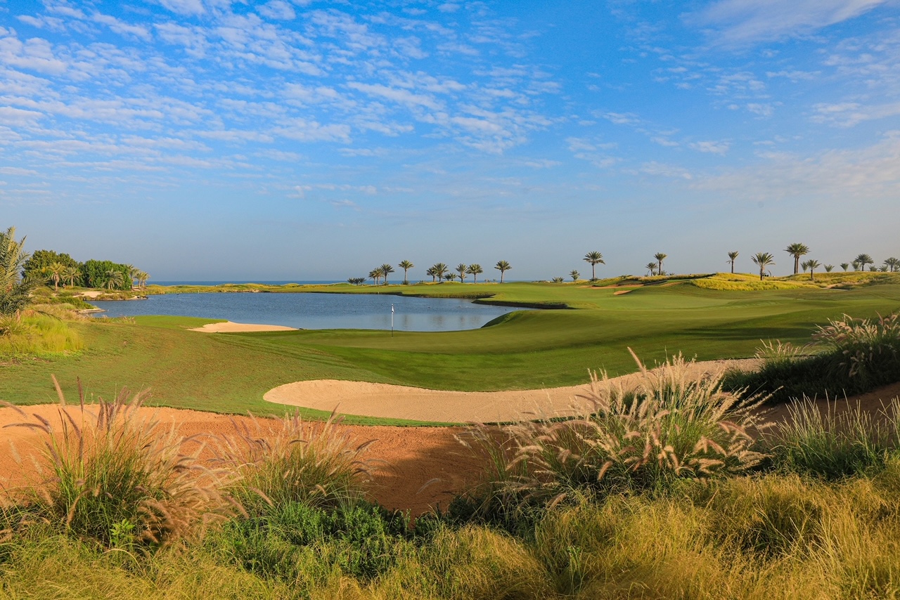 Saadiyat Beach Golf Club & Yas Links Abu Dhabi To Eliminate All Single-Use Plastic Bottles