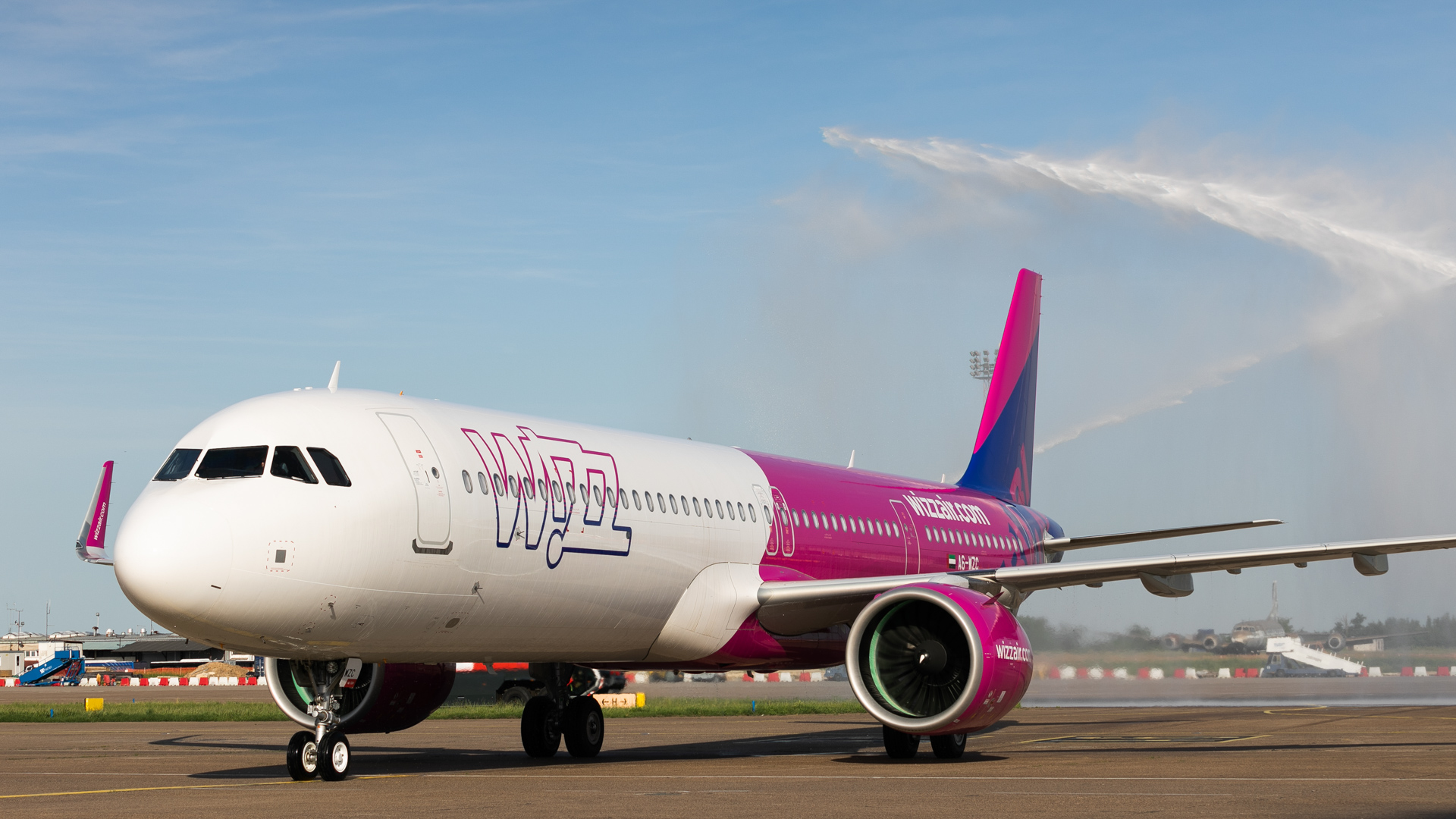 Wizz Air Abu Dhabi Launches Route To Greek Tourist Hotspot Santorini