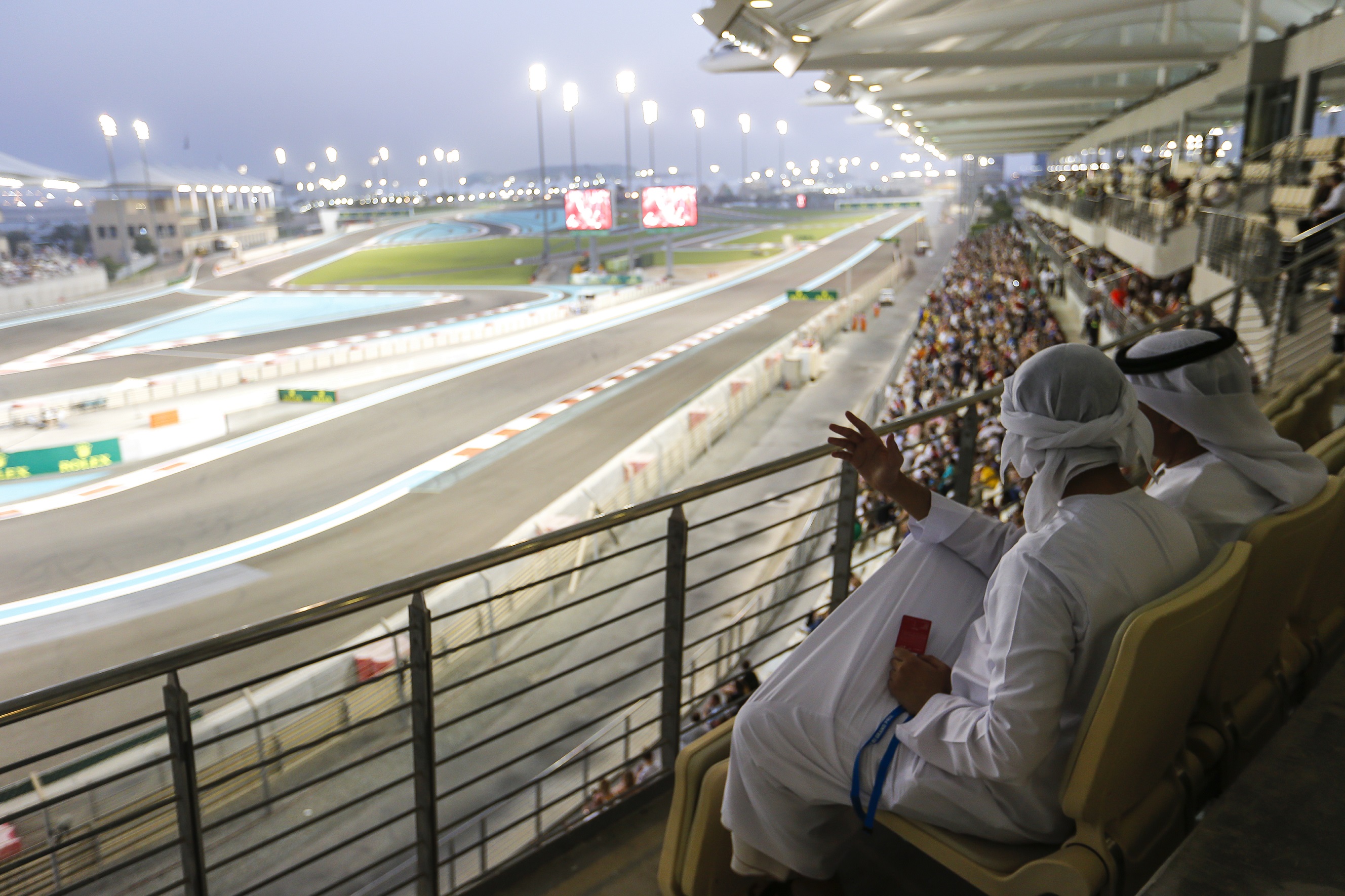 Experience Thrilling F1 Moments In Style With Grand Prix Packages At Yas Island