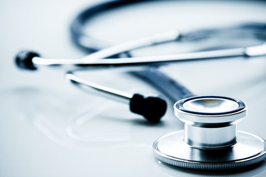 Le DoH exempte les clients de l'assurance maladie des amendes jusqu'au 23 octobre