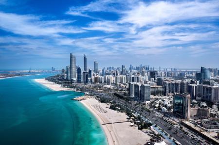 Abu Dhabi Wins Four World Travel Awards For Its Diversity As Tourist Destination