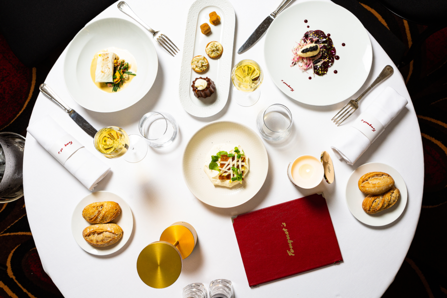 A Parisian Start To The New Year: Fouquet’s Abu Dhabi And Art Lounge Are Ringing In 2022 With Two Lavish Soirées Filled With Delicious Food, Refreshing Drinks And Magical Memories
