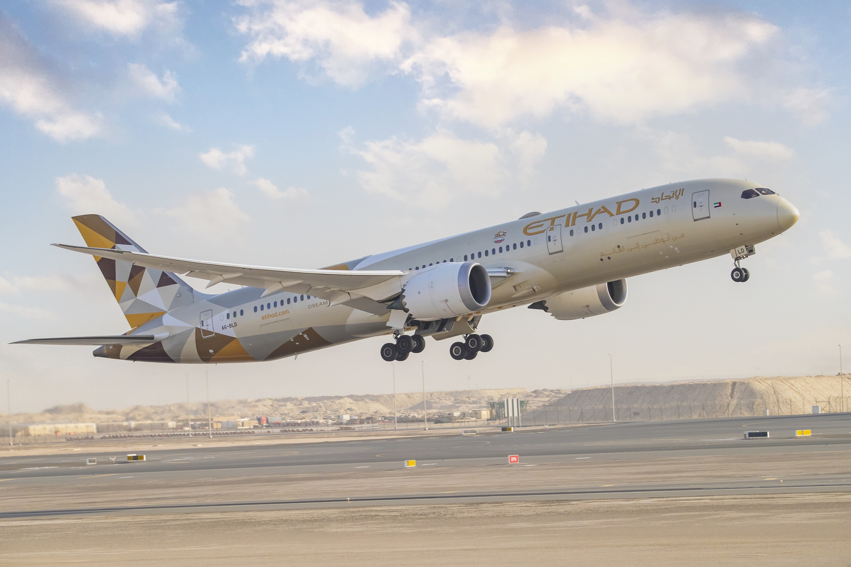 Etihad Airways Returns To London Heathrow Terminal 4