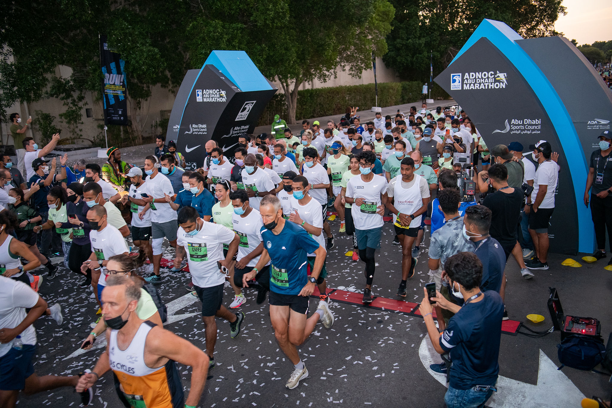 Abu Dhabi City Municipality organized the “Sport Without Borders” event in Al Shahama and Mussafah and Rabdan