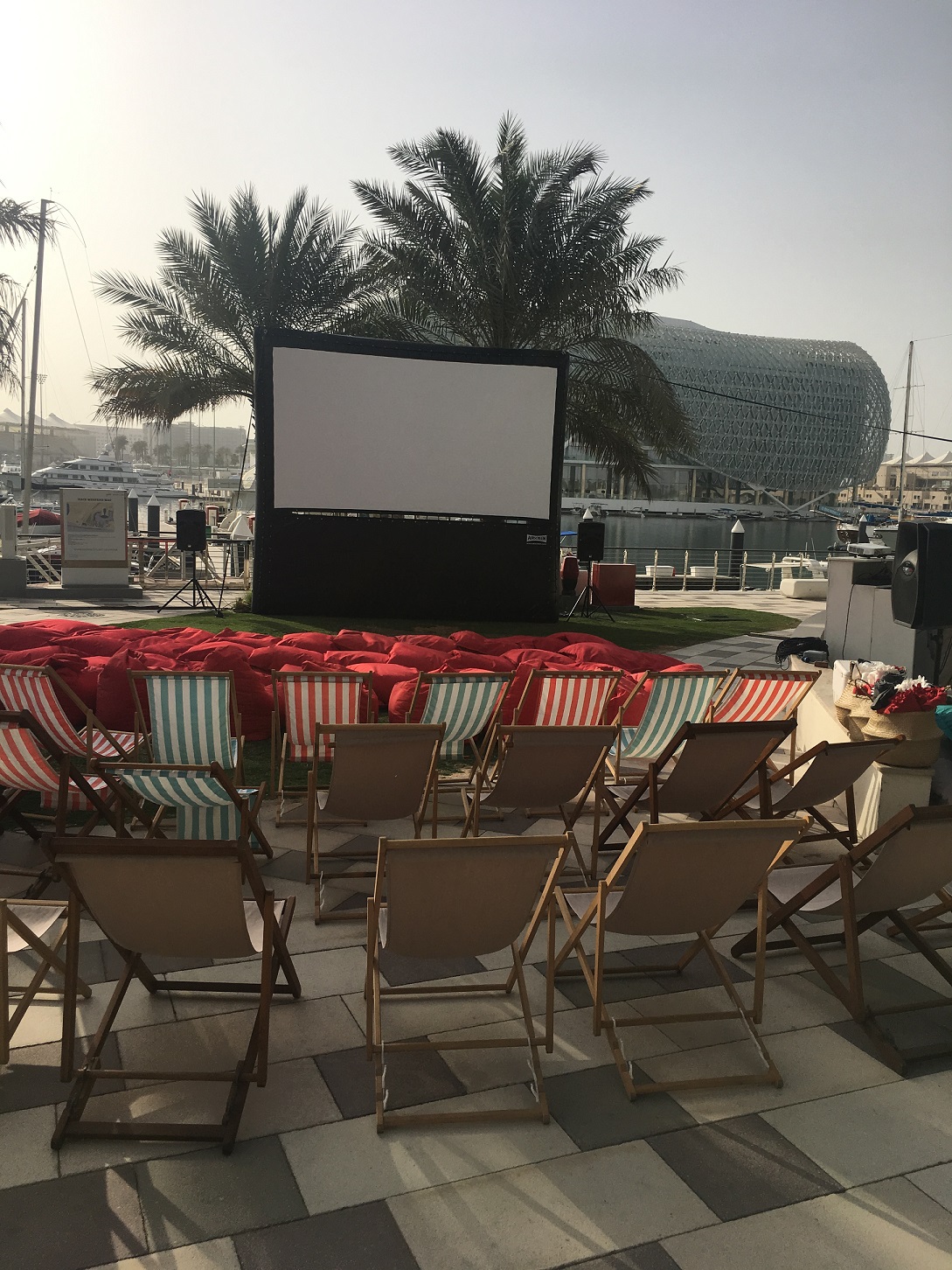 Stop By Yas Marina’s Pop-Up Outdoor Cinema This Weekend