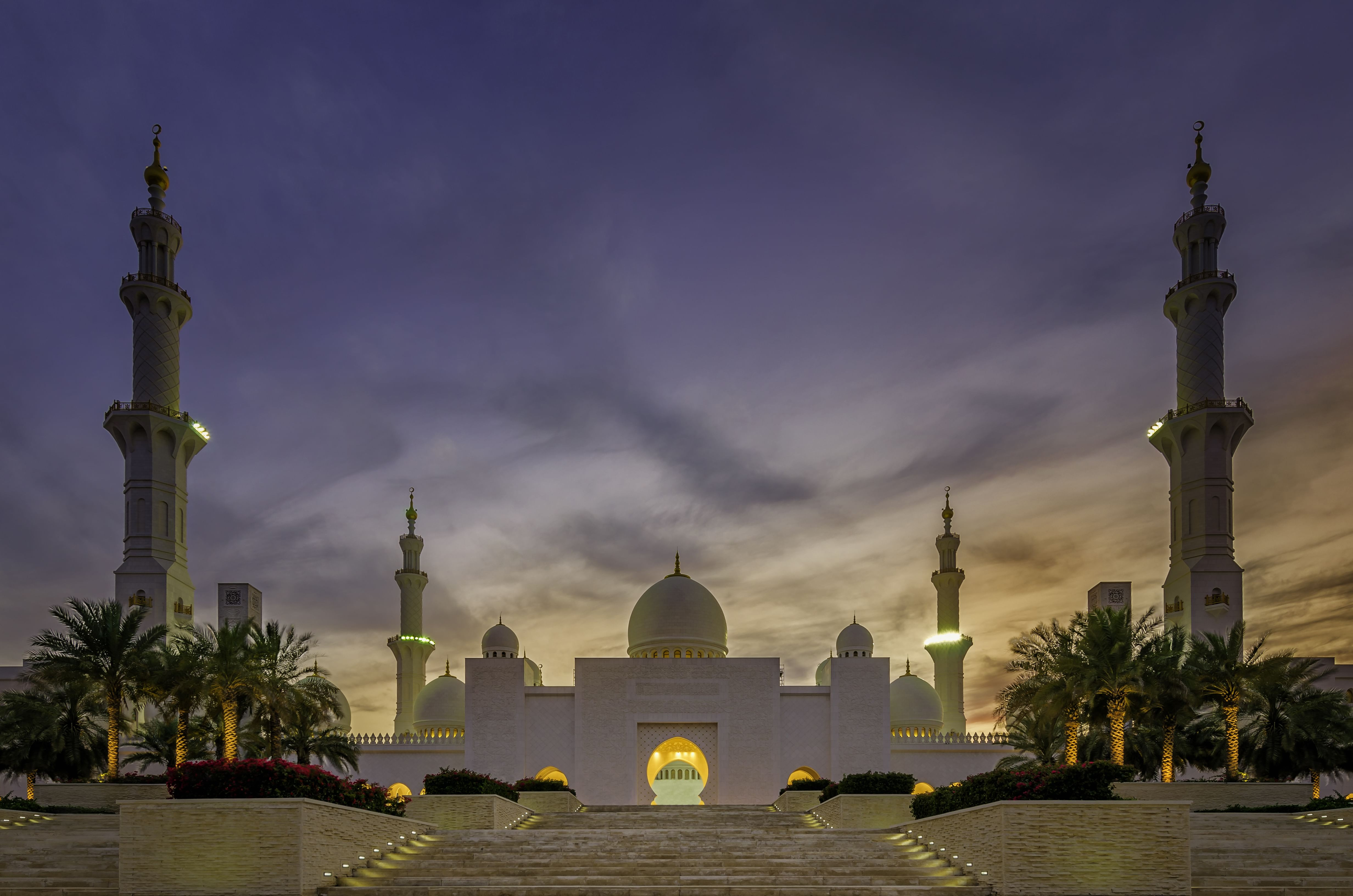 Sheikh Zayed Grand Mosque Centre Launches ‘Sura’ Evening Cultural Tours