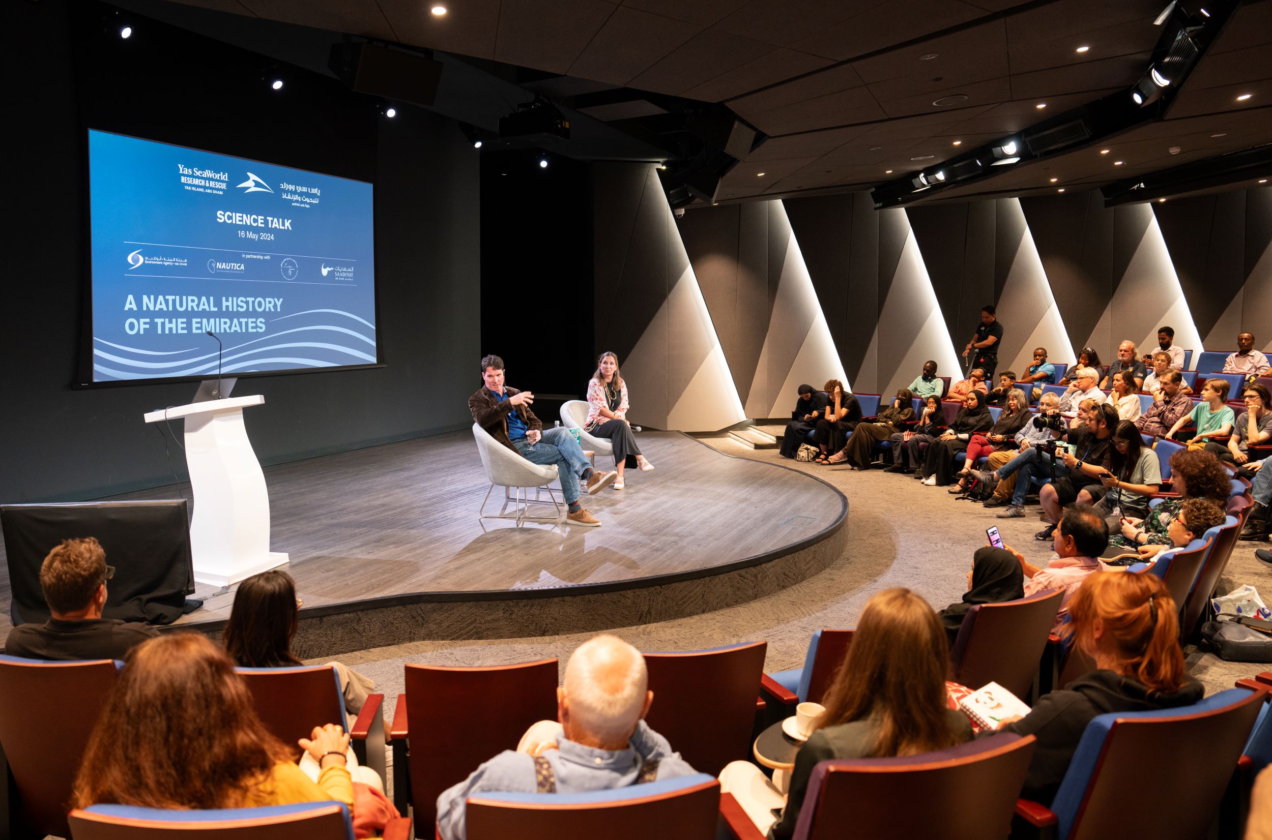 Exploring Prof John Burt’s Book ‘A Natural History Of The Emirates’ At The Yas SeaWorld®& Rescue Center’s Science Talk Series