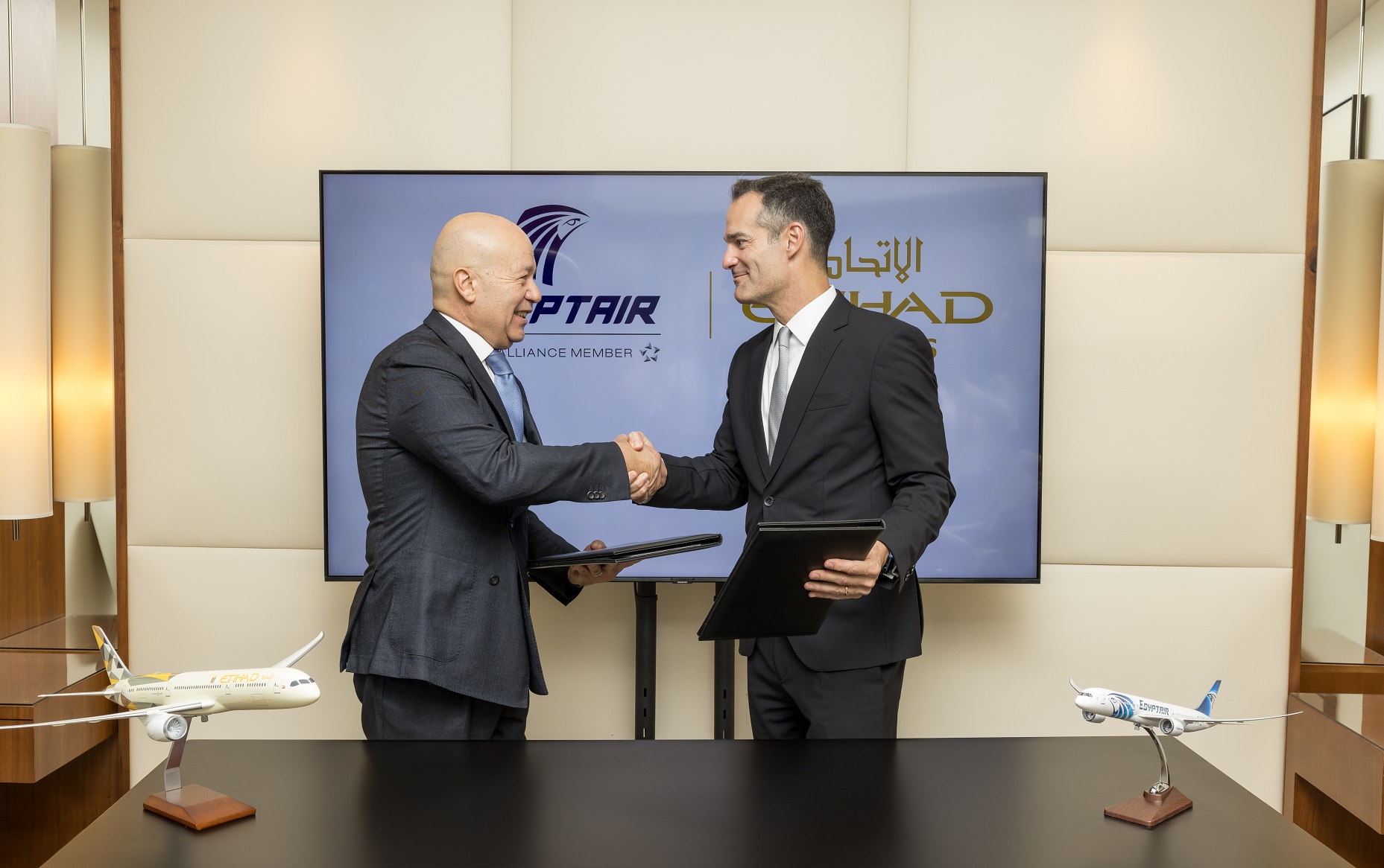 Etihad Airways And Egyptair Sign MoU To Deepen Relationship