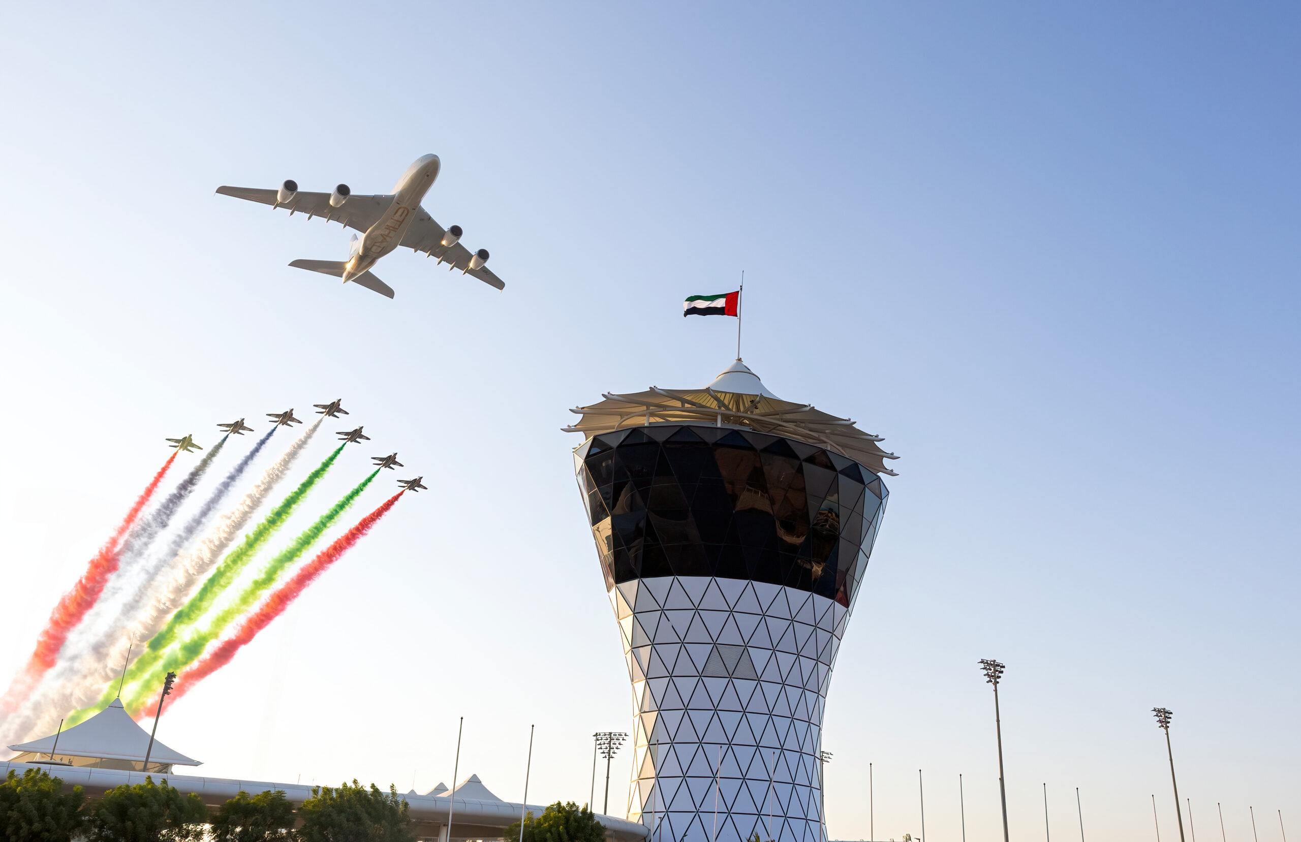Etihad Airways’ A380 Gives Spectacular Flying Start To The Formula 1™ Etihad Airways Abu Dhabi Grand Prix