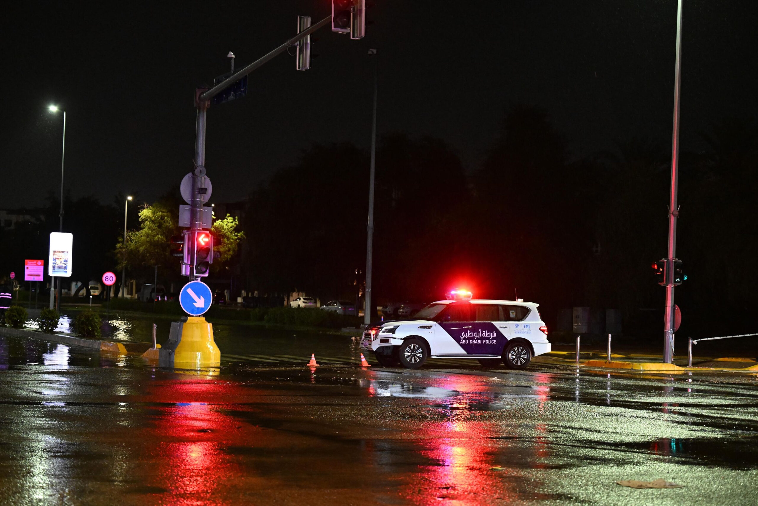 Abu Dhabi Police Handle 117,000 Reports During Current Weather Conditions