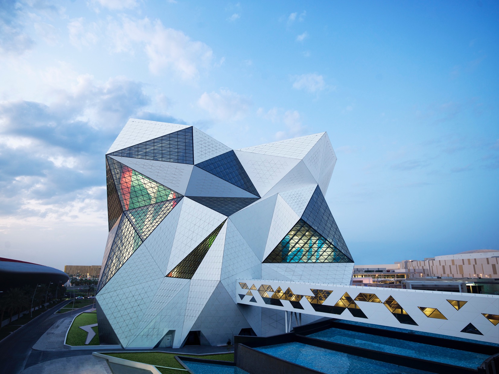 Your Ultimate Guide To Summer At Yas Theme Parks: 12 Experiences You Won’t Want To Miss