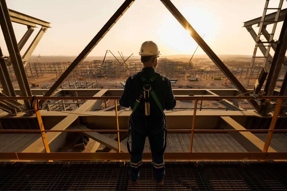 ADNOC Gas Delivers Resilient Q2 Net Income, Takes FID On Major Growth Projects