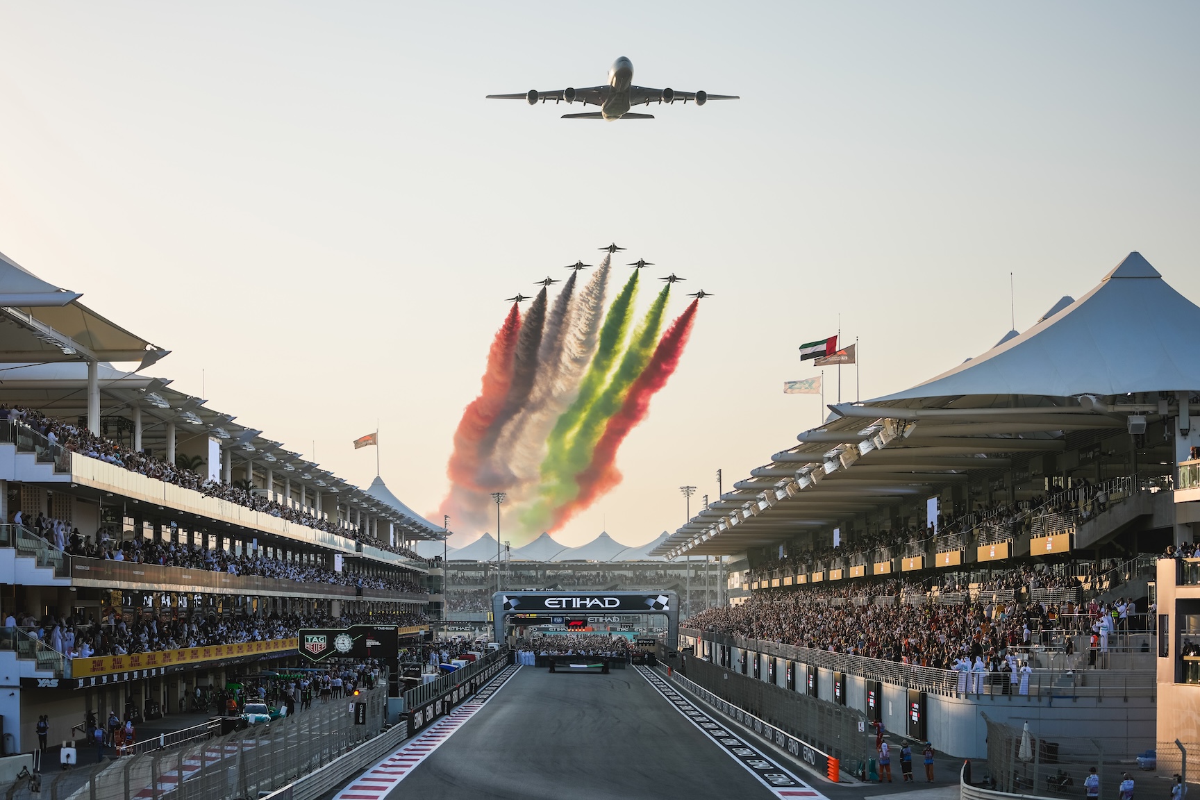 Abu Dhabi Grand Prix Hospitality Brings The Mykonian Spirit Of Nammos To Trackside Dining